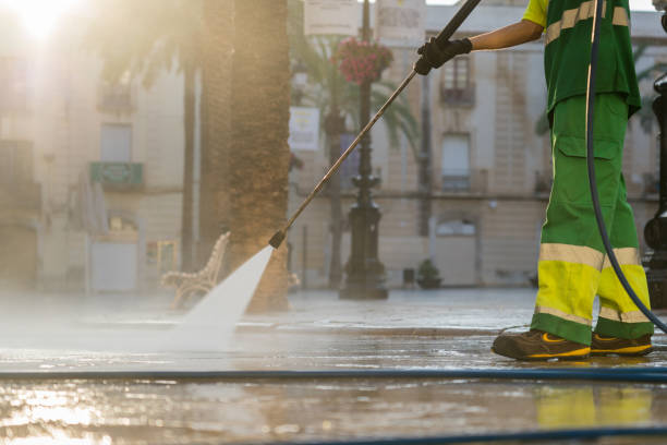 Why Choose Our Certified Pressure Washing Experts for Your Project Needs in Willow Springs, MO?